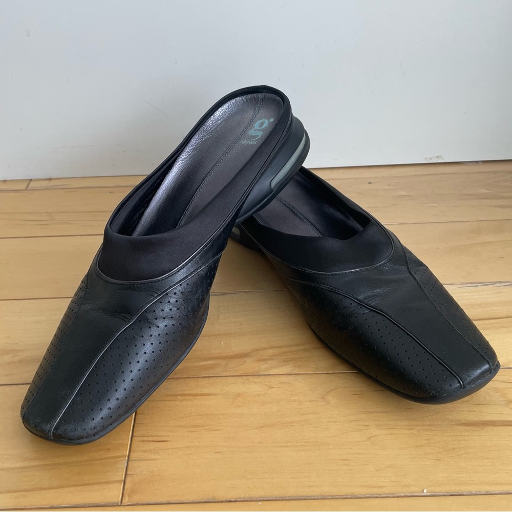 Black Cole Haan Slides (women’s)